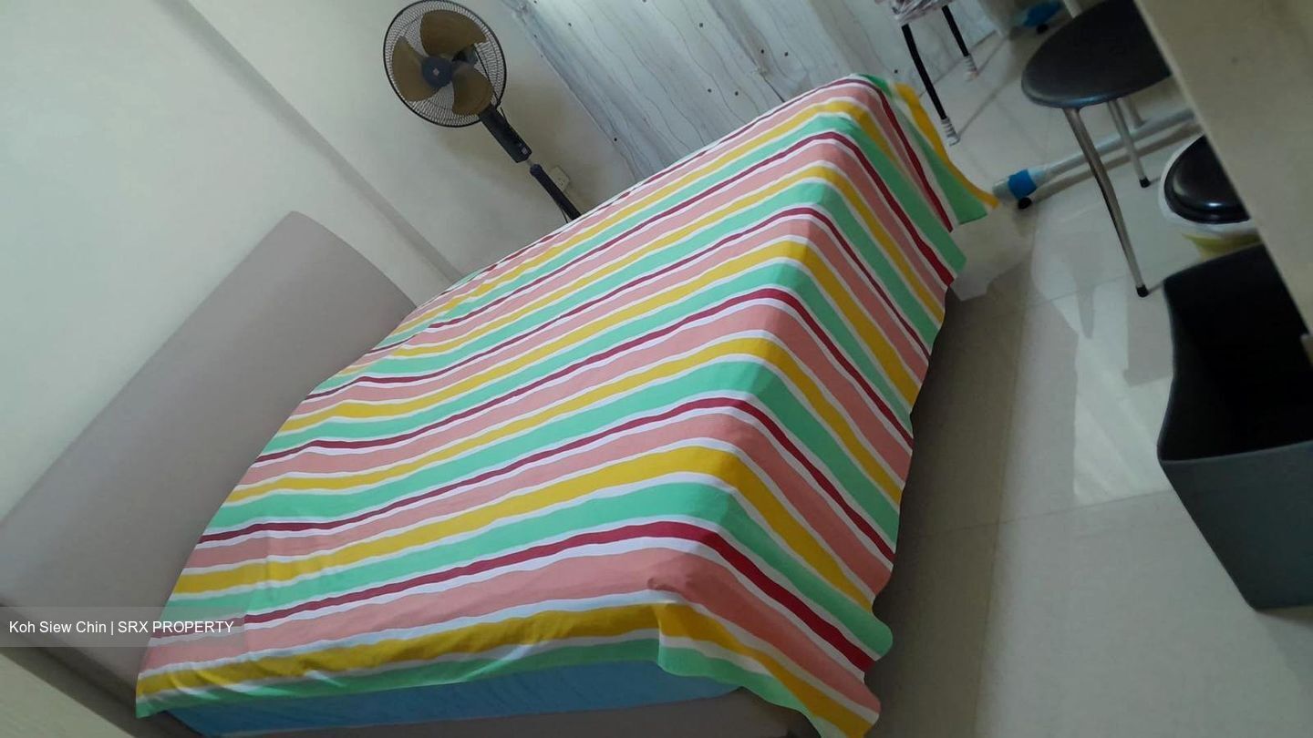 Blk 243 Jurong East Street 24 (Jurong East), HDB 3 Rooms #534160011